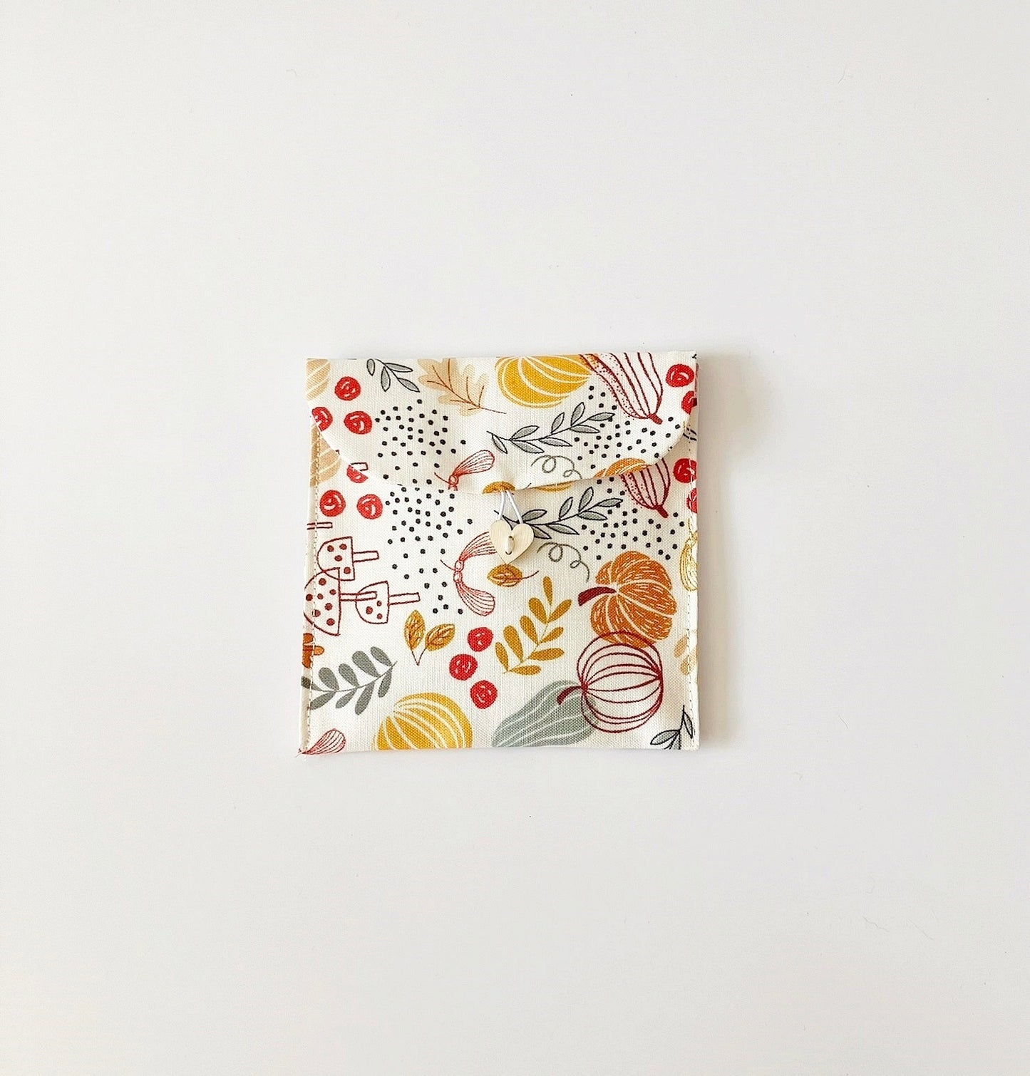 autumn-themed sanitary pad pouch